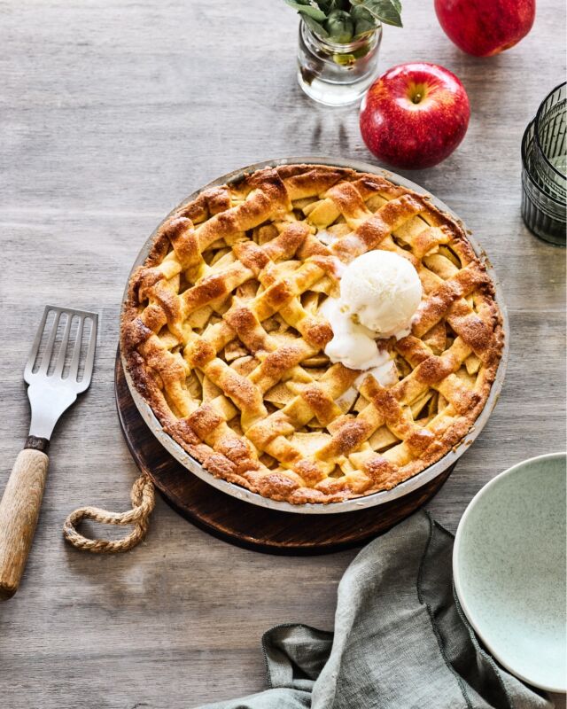 "Before the year ends, treat yourself to a warm and delectable apple lattice tart made with Envy Apples. 🤩🍎 Pair it with a scoop of Vanilla ice-cream and that would make for a tasty, scrumptious dessert! 😋😍 Here's the recipe attached below: 
 
 2-3 sheets ready rolled sweet short pastry 
 
 1 egg + 1 tablespoon milk – beaten for egg wash 
 
 4-5 EnvyTM apples 
 
 2 tablespoons caster sugar 
 
 1 teaspoon finely grated lemon zest 
 
 1 tablespoon cornflour 
 
 1 tablespoon cinnamon sugar 
 
 
 
 METHOD 
 
1. Pre-heat the oven to 185 degrees 
 
2. Use 2 sheets of the semi-thawed pastry to line a fluted tart tin approx. 25cm pressing and trimming neatly to fit, chill for 15 minutes 
 
3. Peel, core and slice EnvyTM apples thinly into a large bowl, sprinkle over sugar, lemon zest and cornflour and toss well to evenly coat the slices 
 
4. Arrange the apple slices in the pastry lined tart tin, laying as flat as you can 
 
5. Brush the egg wash around the pastry rim 
 
6. Cut 1 cm strips form the remaining pastry sheet and make a lattice pattern over the top of the apples, crimping down the edges once the lattice is completed 
 
7. Brush the tart with more egg wash and sprinkle with the cinnamon sugar 
 
8.  Bake for 35-40 minutes or until the pastry is golden 
 
9. Allow to cool for at least 15 minutes before slicing 
 
10. Serve with ice-cream, custard or cream 

11. Enjoy! 😉

#Envyapple #Envyapples #Envyapplesg #apples #lifestyle #sliceandshare #fruitsandveggies #freshfruit #biteandbelieve