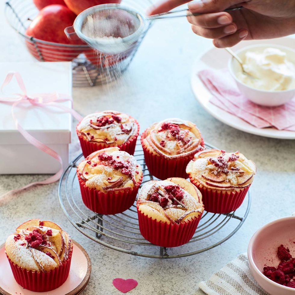 ENVY™ Rose Cupcakes | ENVY™ Apple US