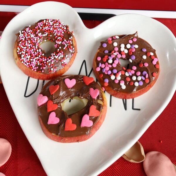 Be My Valentine Envy™ Apple “Donuts”