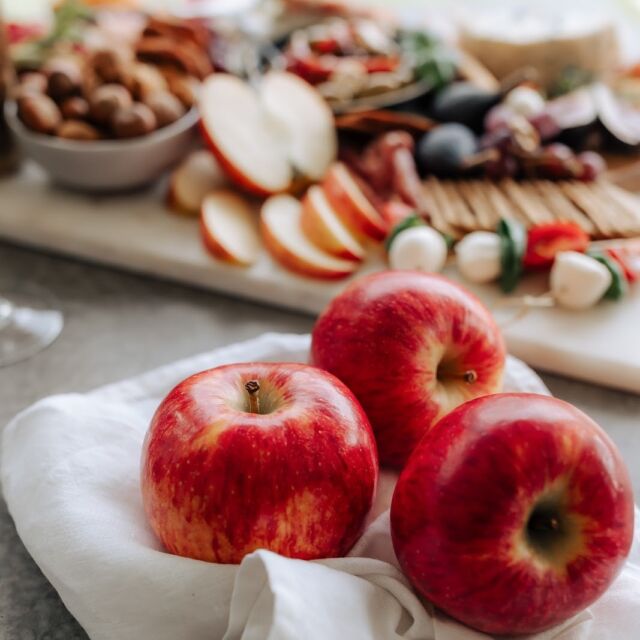 Perfection is just a click away. 🍎

Use our store locator to find Envy™ apples in a store near you!