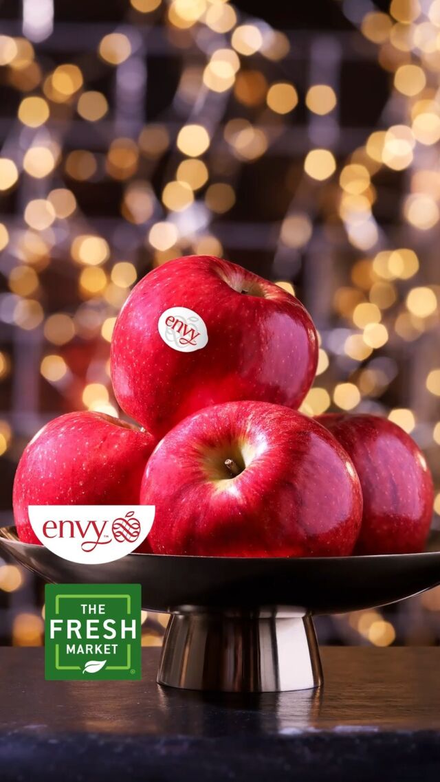 Envy™ Apples Teams up with Hallmark Actor Andrew Walker to Celebrate  Must-Have Ingredient for Entertaining This Holiday Season
