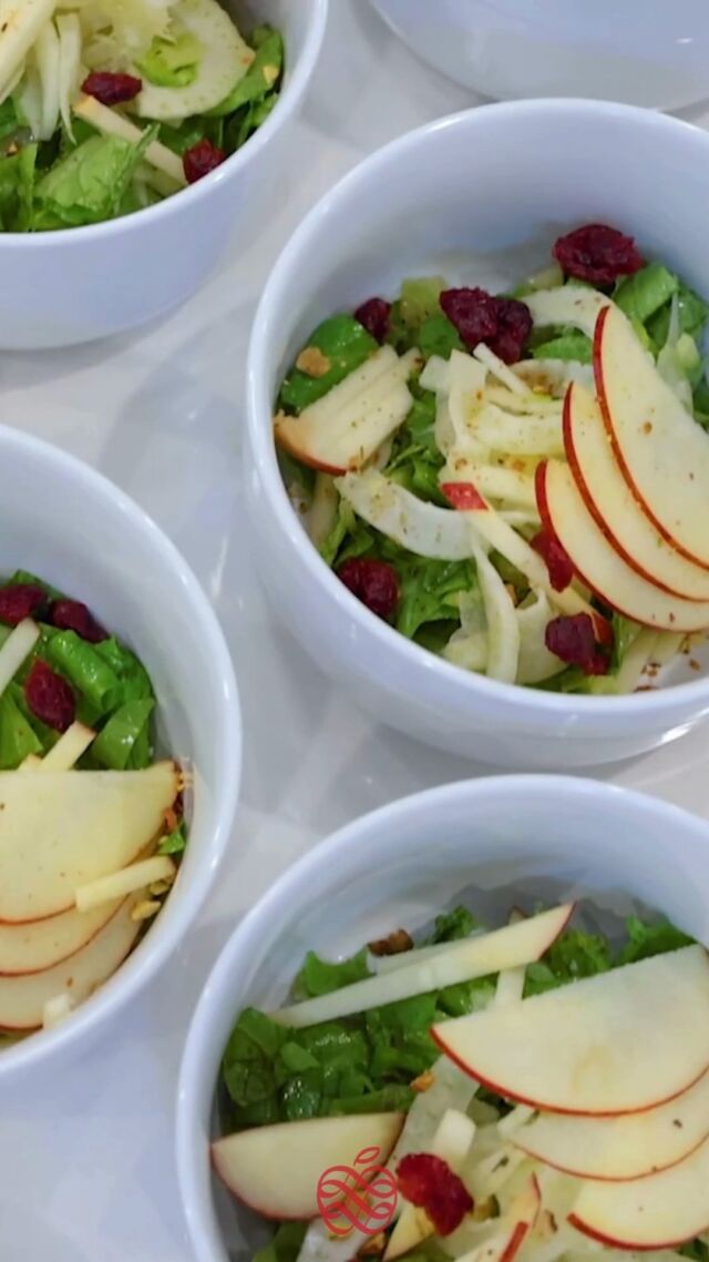 Happy first day of summer! ☀️🍎 Let's kick off the season right with our refreshing Envy™ Apple Glow Up Salad! 🥗✨

Packed with crisp Envy™ apples and vibrant summer flavors, it's the perfect way to celebrate the sunshine and indulge in some seasonal goodness.

Visit the link in bio for the recipe! 🔗