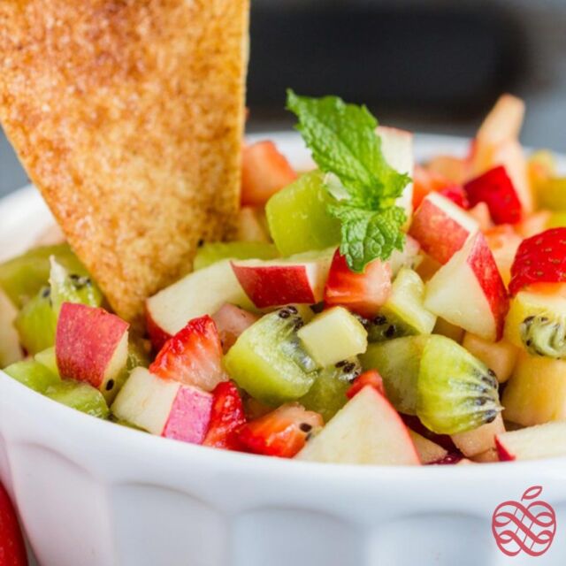 This refreshingly sweet and vibrant Envy™ Apple Berry Salsa is APPLE-solutely irresistible!😉

Perfect for dipping or topping your favorite dishes this summer!🍎🥝🍓

Visit the link in bio for the recipe! 🔗