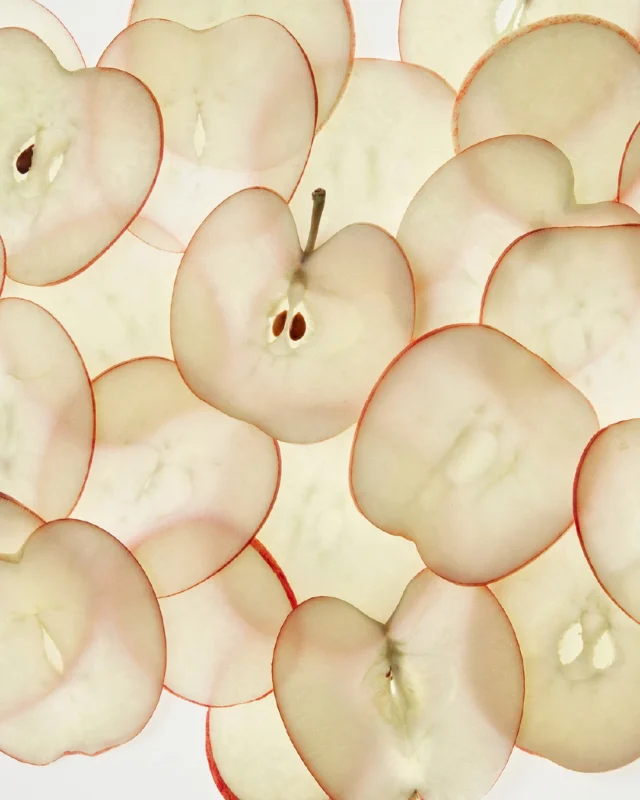 An exceptional ingredient deserves care.
Every slice reveals what makes ENVY™ different.

Slow down. Slice with intention. Taste the difference.

#EnvyApples #ReachForExceptional