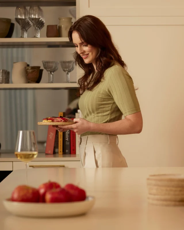 The afternoon is its own kind of luxury. A pause, a slice of ENVY™, and a moment that's entirely yours.

#EnvyApples #ReachForExceptional