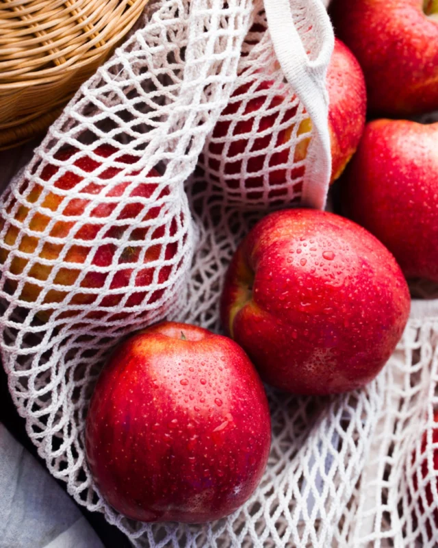 Chosen with care, savored with intention. This is what summer is meant to feel like. 🥰🍎

Reach for exceptional. Pick up ENVY™ at a store near you today. #LinkInBio