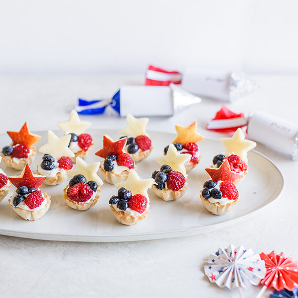 ENVY™ APPLE AND BERRY CREAM CHEESE TARTS