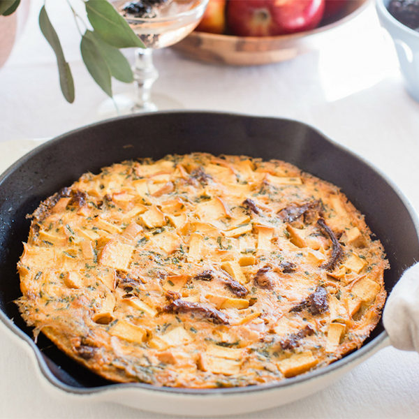 ENVY™ APPLE, TOMATO, AND GOAT CHEESE FRITTATA